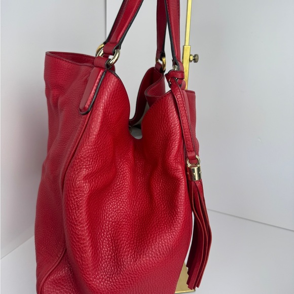 Gucci Red Soho Pebbled Leather Hobo with Tassel - Picture 4 of 15